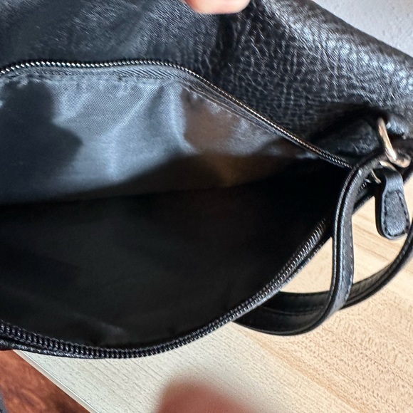 LAURA SCOTT black Crossbody bag. - Picture 8 of 10